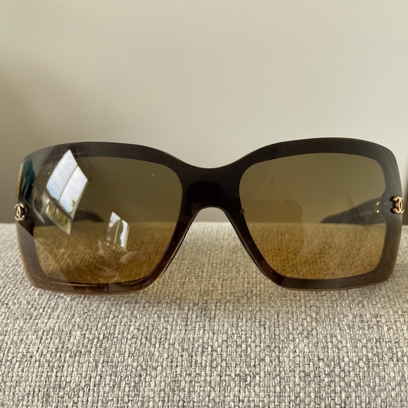 CHANEL Accessories - CHANEL ITALY 5065 c.501/18 120 BROWN SHIELD WRAP SUNGLASSES